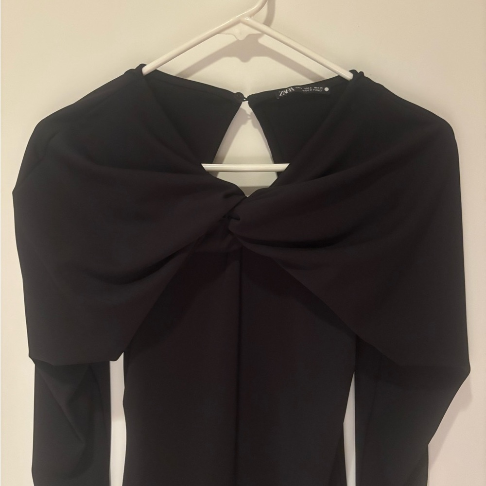 Zara Classic Black Top